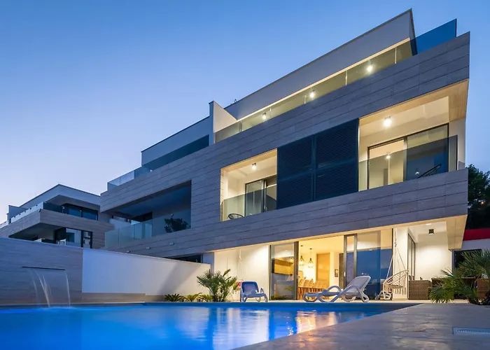 Delux View * קומרנה